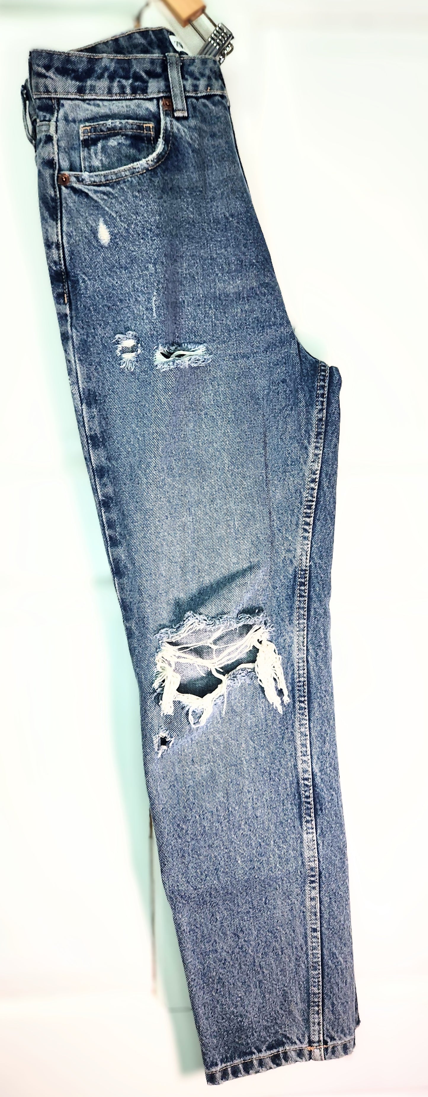 Zara Size 27 Ankle jeans