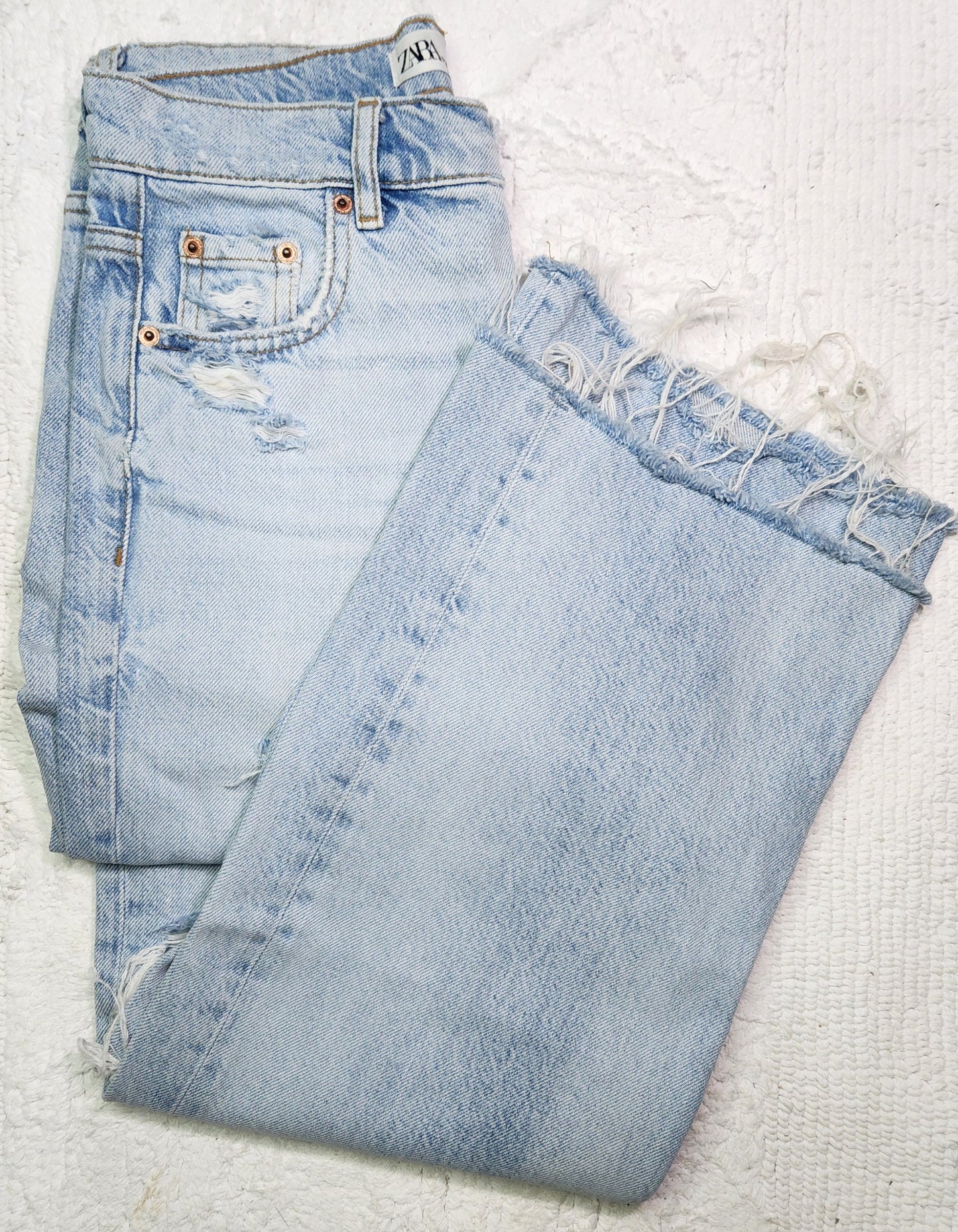 Zara distressed light high waist Jeans USA 4
