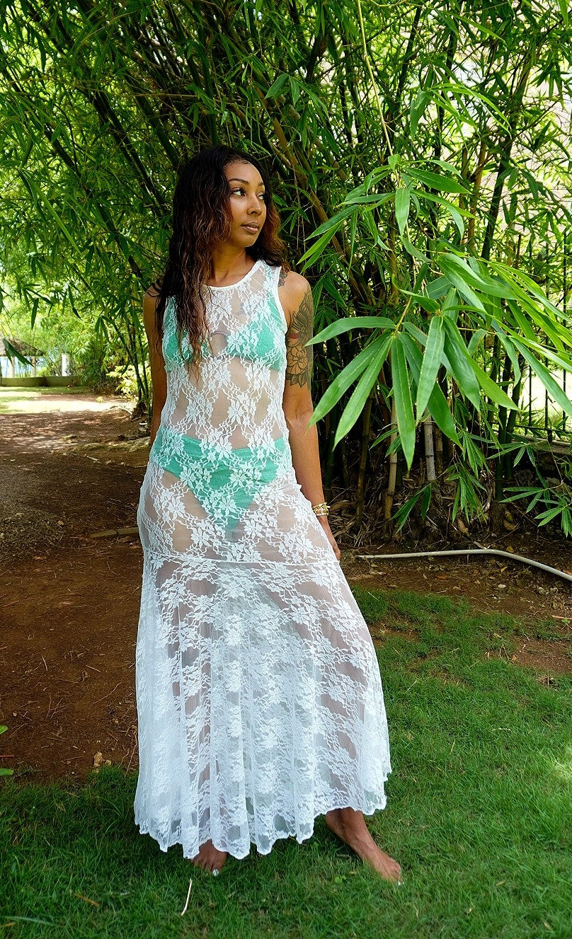 Lady Lace Dress